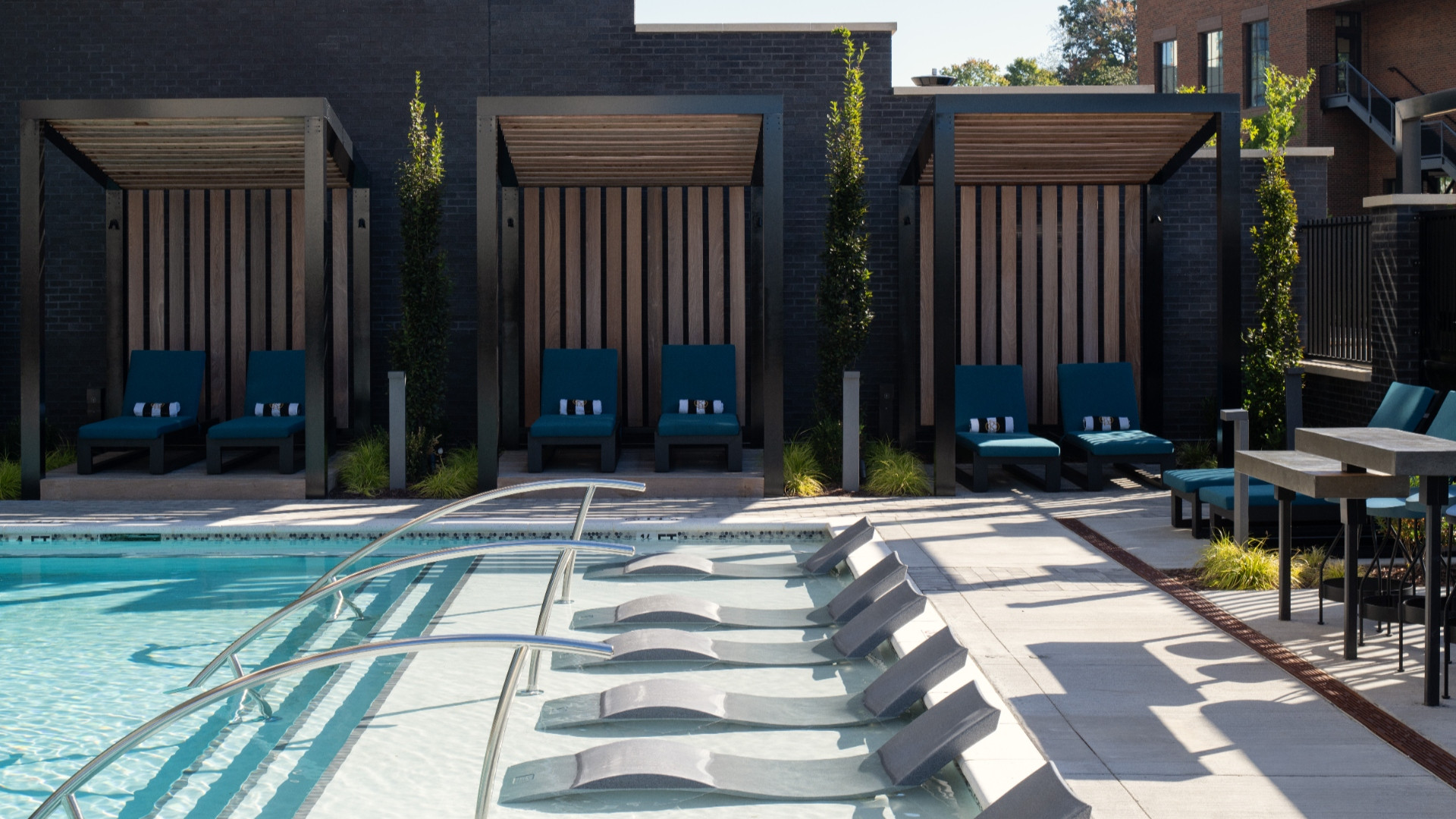 Oro Ballantyne Pool